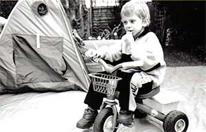 Justin, Tricycle